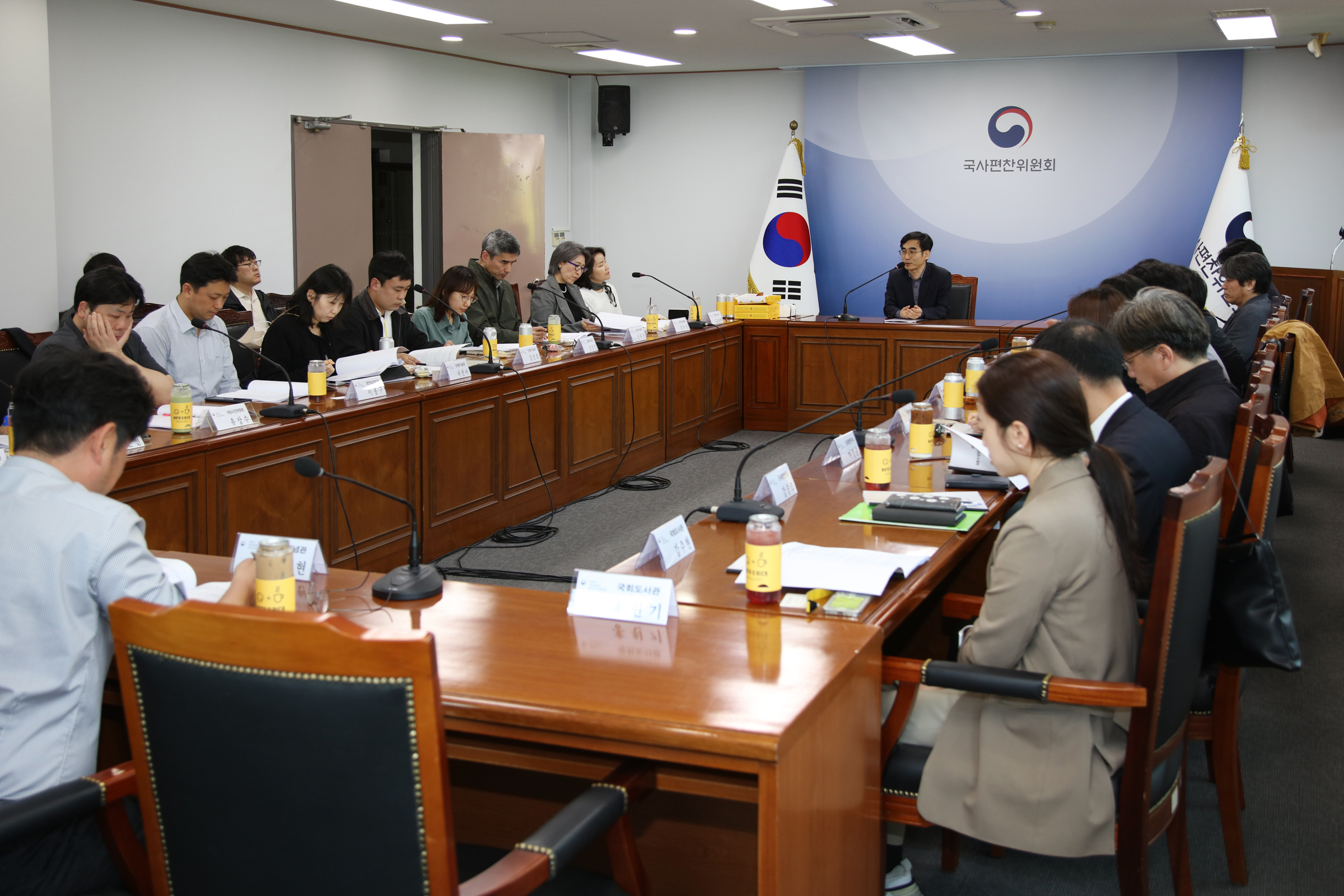 0D1A0004사본.jpg